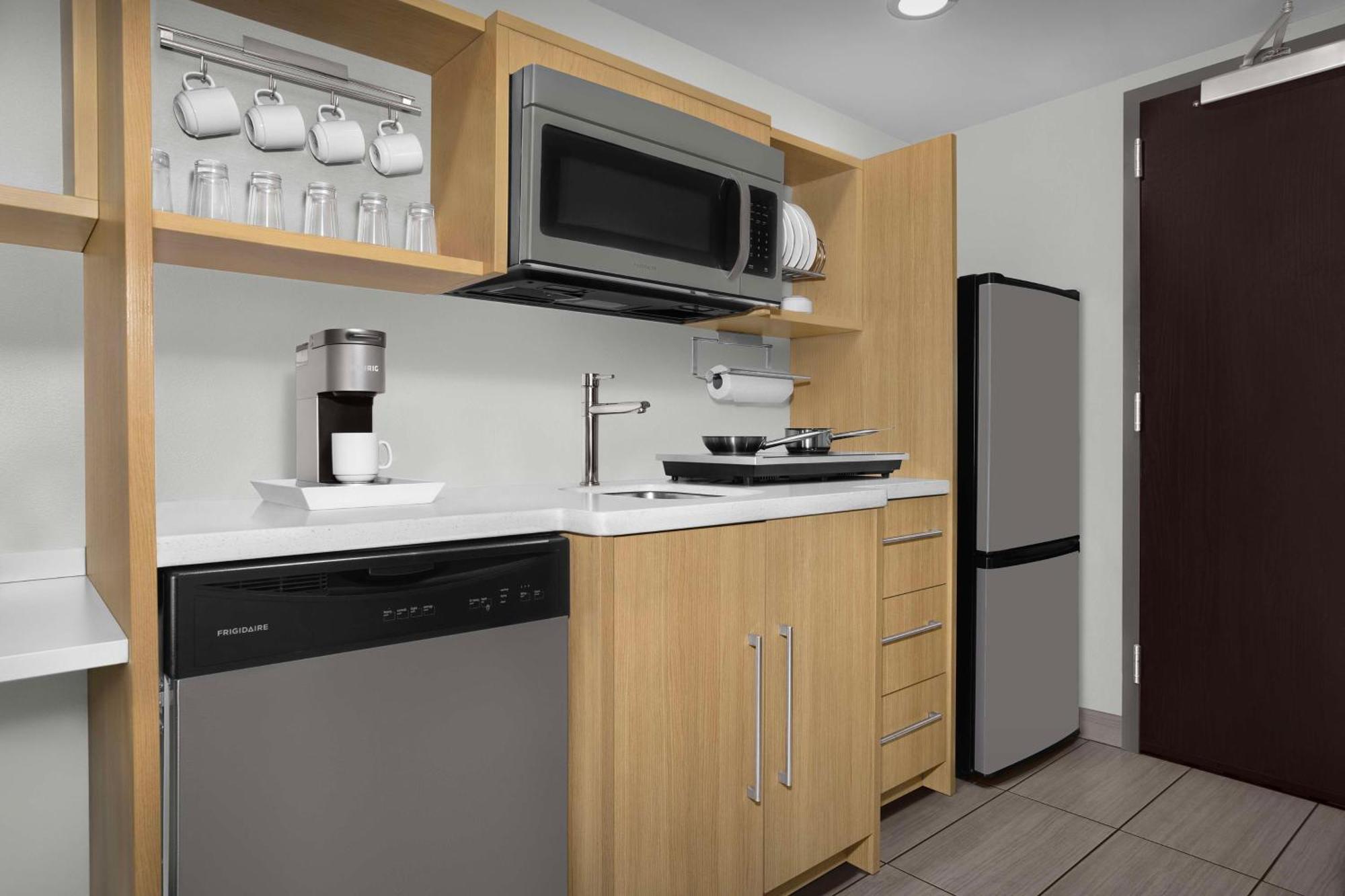 Home2 By Hilton Clarksville/ft. Campbell Hotel 3*